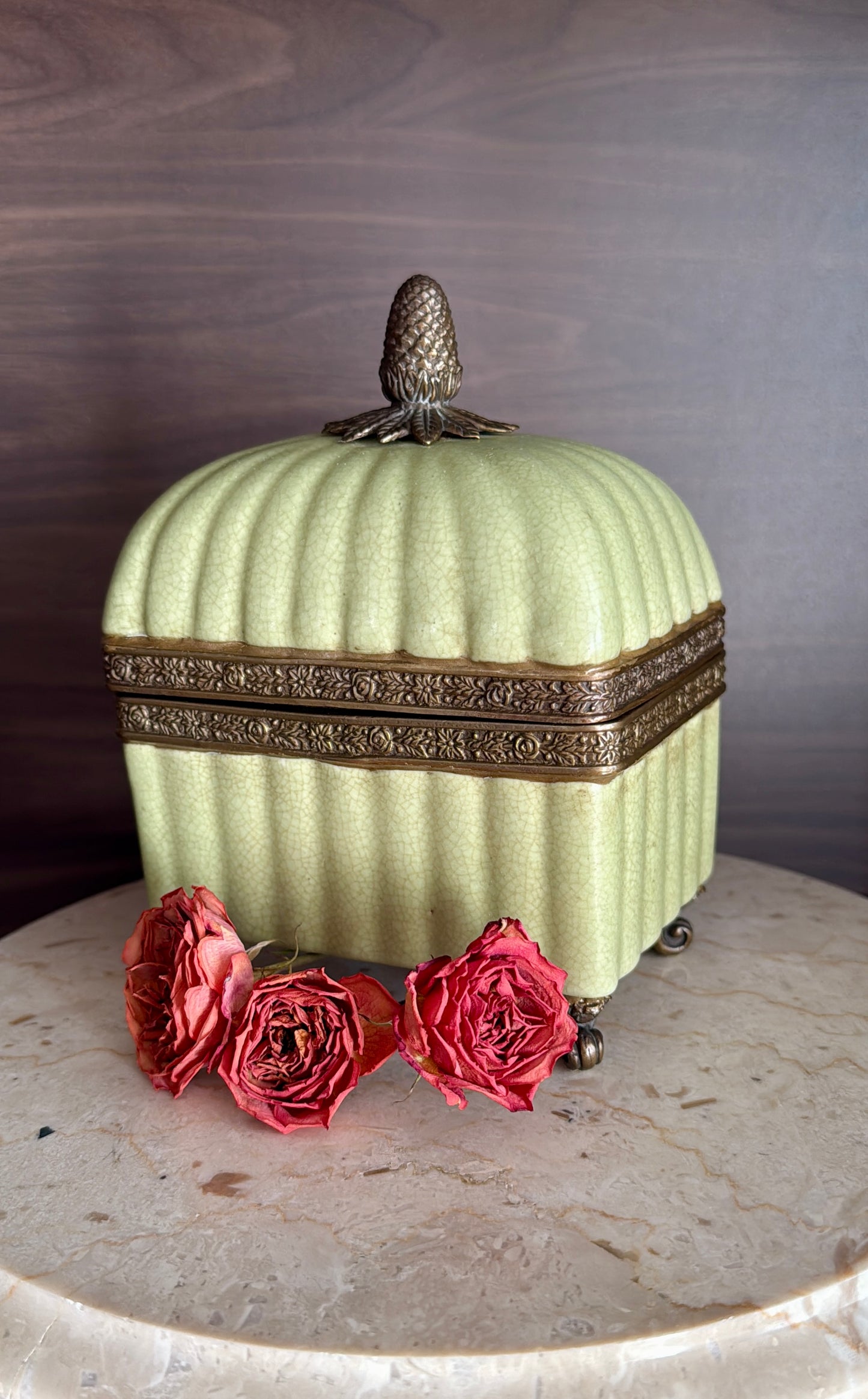 Vintage Porcelain Trinket Dish or Jewelry Box in a Glossy Crackle finish & Bronze Trims on four Legs