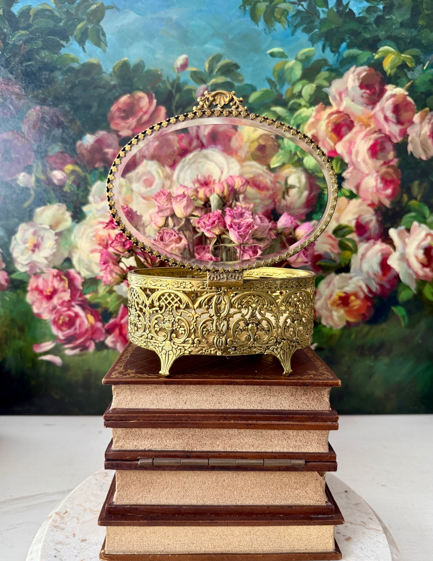 Matson Style Vintage Gold-plated and Glass Hollywood Regency Oval Ormolu Brass Jewelry/ Trinket Box