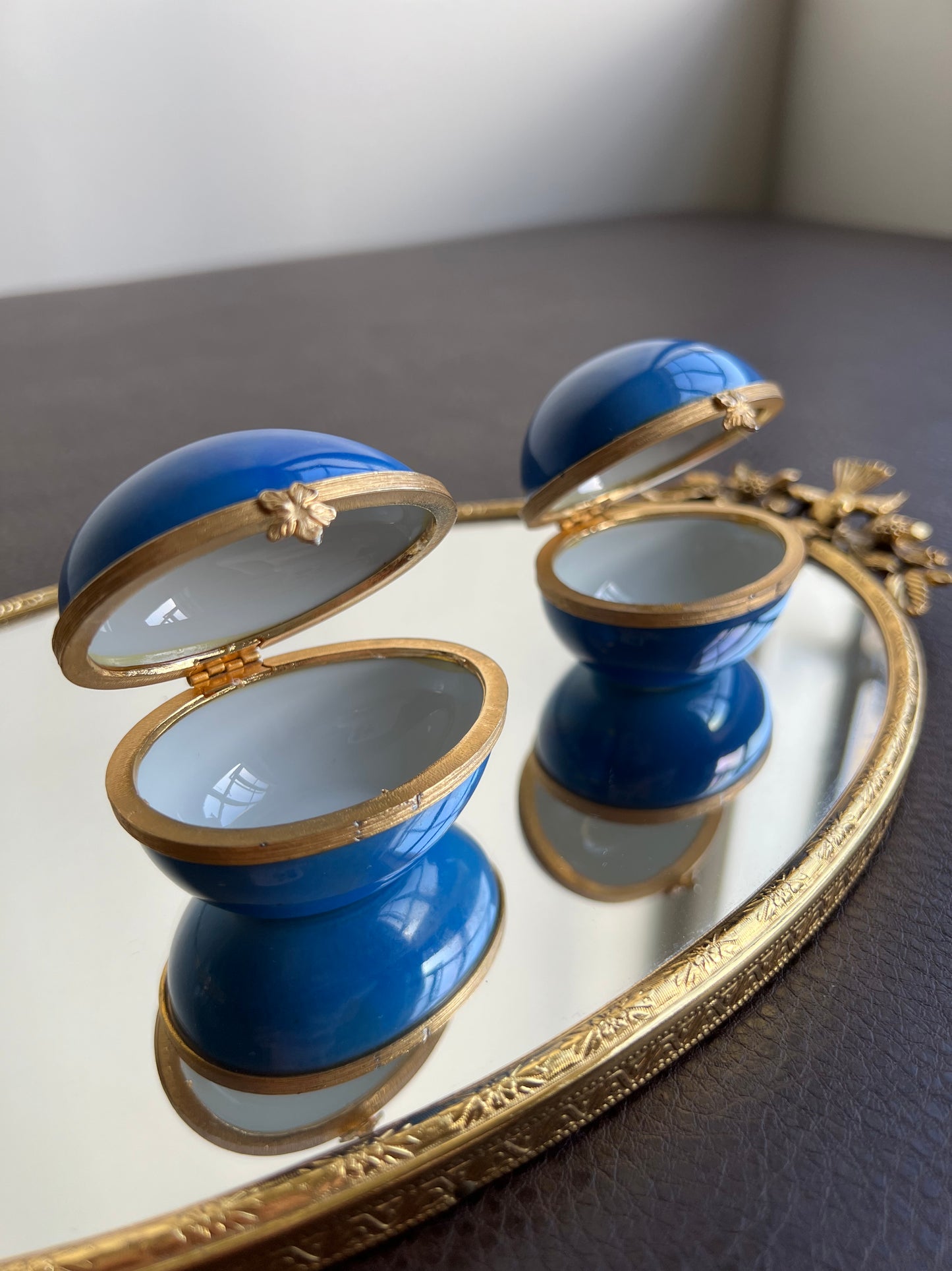 Navy Blue Vintage Limoges Porcelain Eggs Trinket Box ($ 31/ pc)