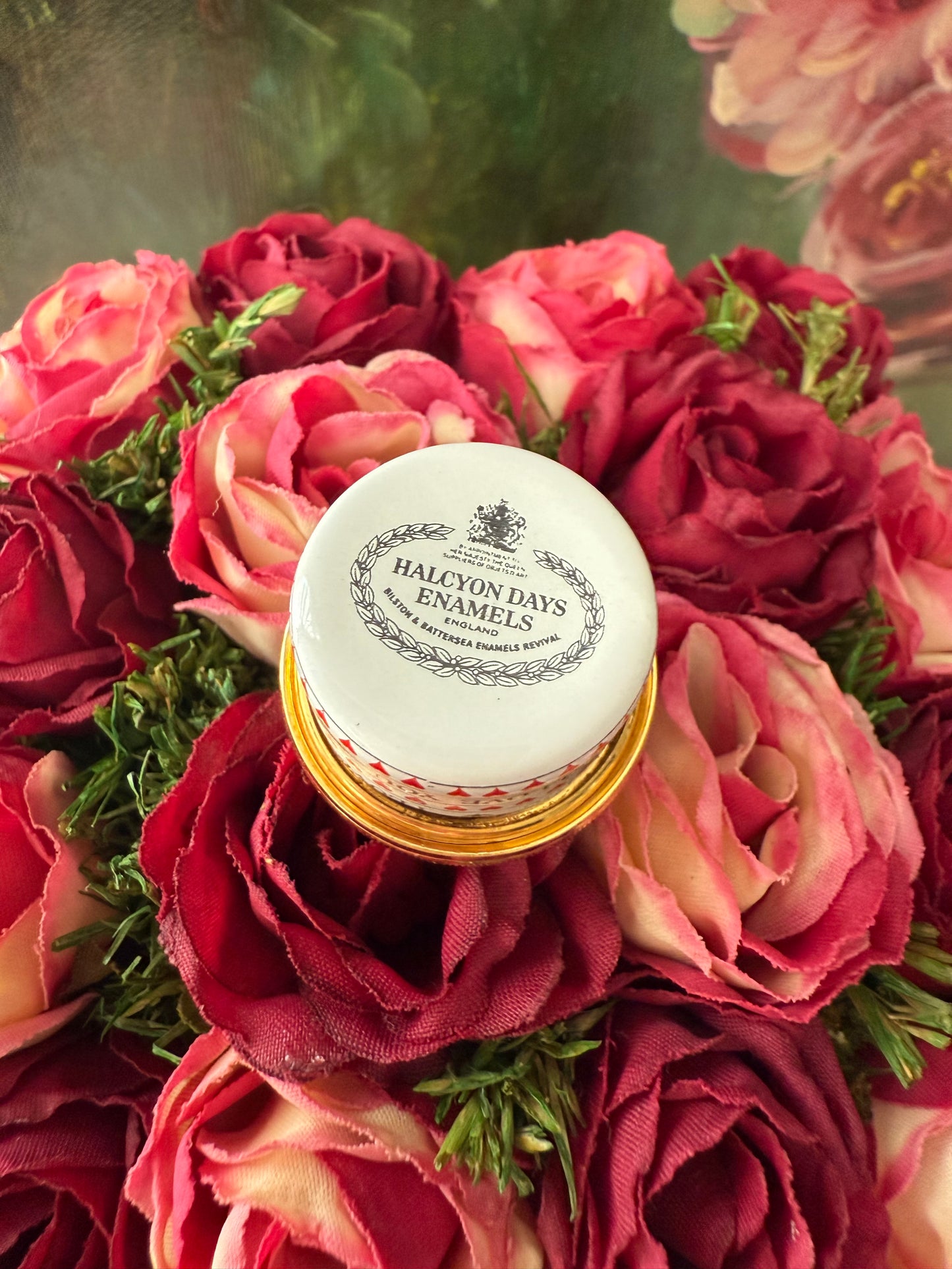 Halcyon Days Mini Enamels “I Love You” Rose Flower Hearts Leaves Trinket or Jewelry/ Pill box