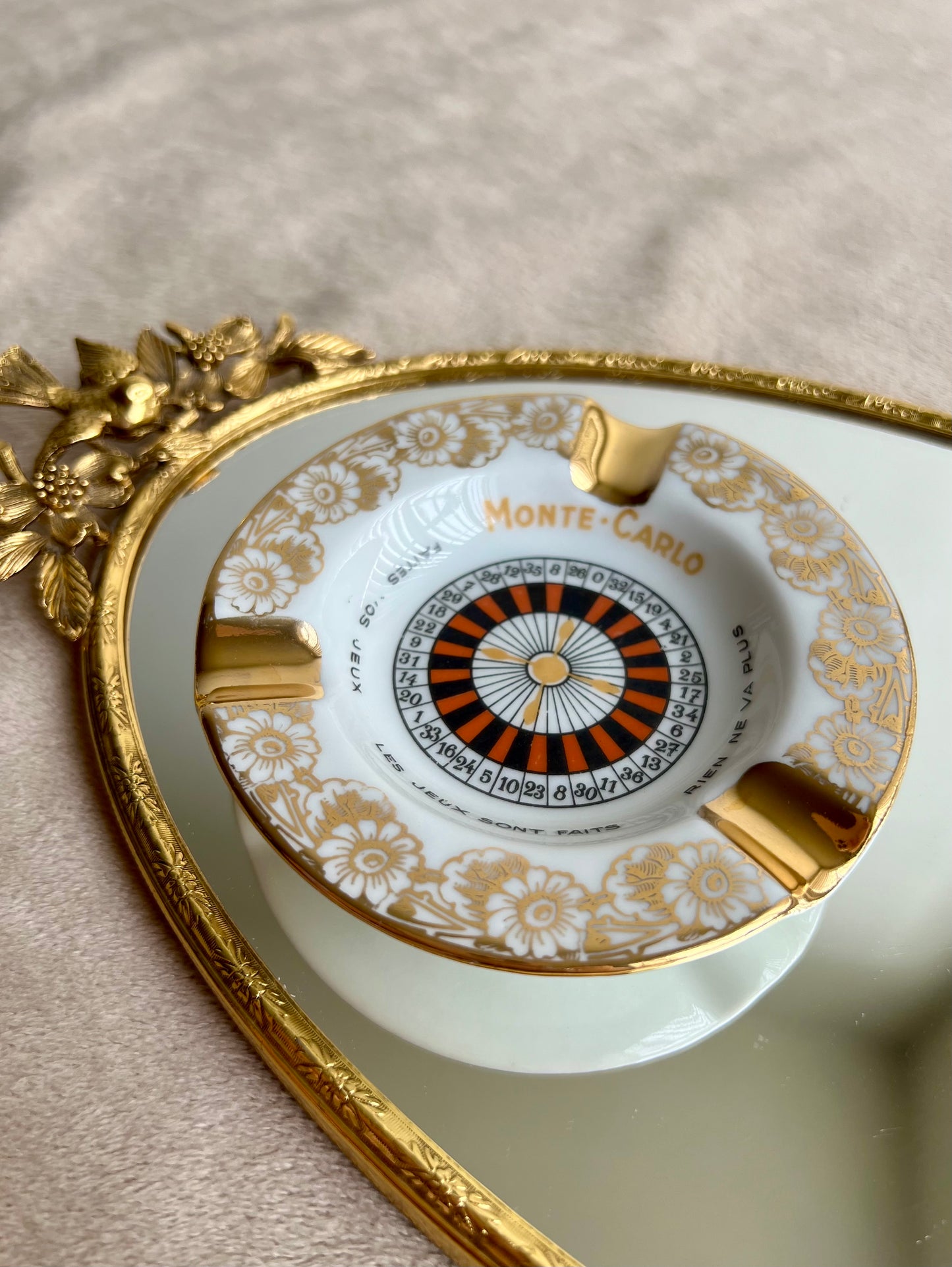 Gold-plated Monte Carlo Roulette Limoges Porcelain Ashtray