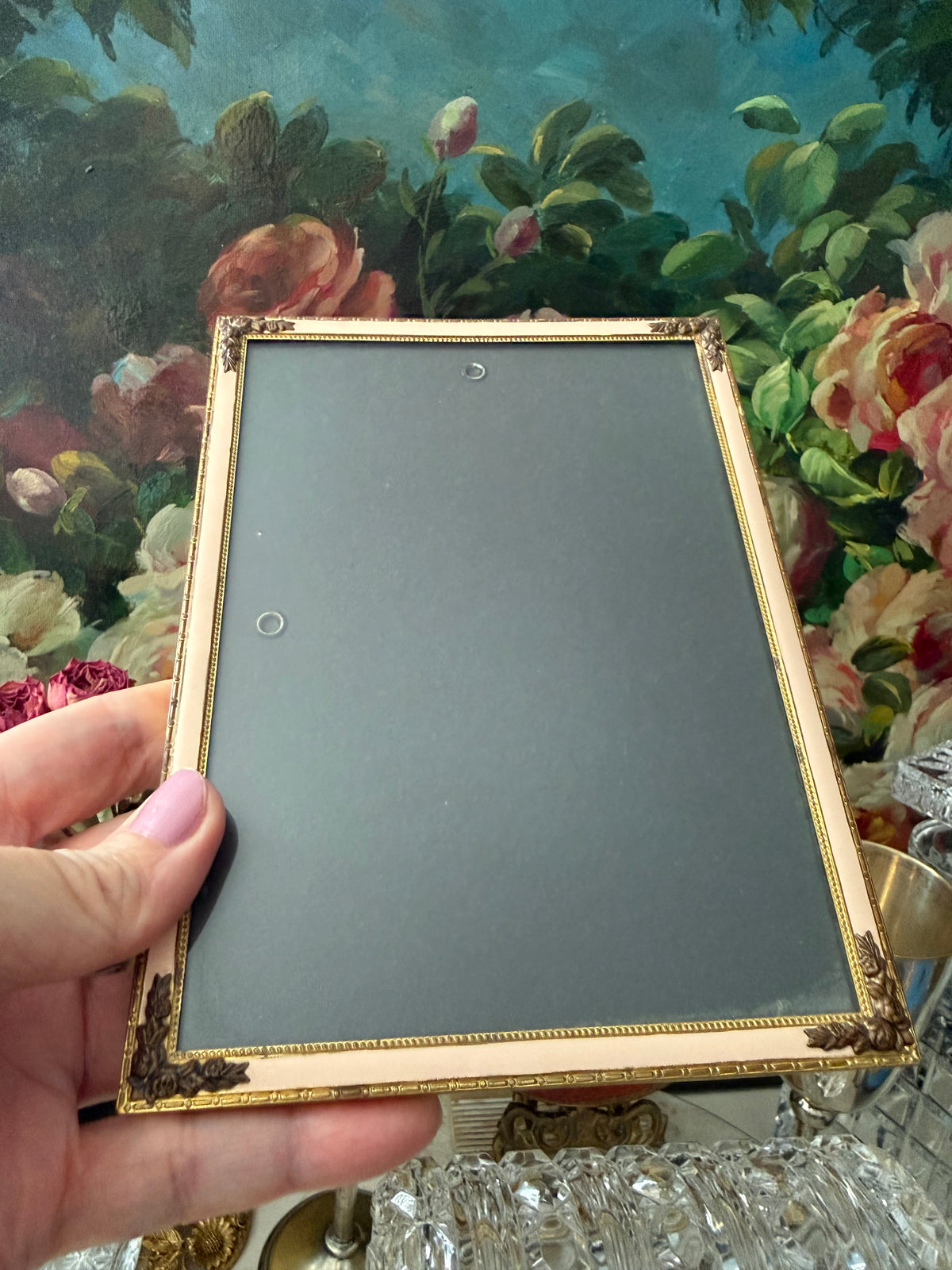 Elegant Gold-tone Classic Leaf and Floral Motif and Pastel Pink Enamel Style Vintage Photo or Picture Frame