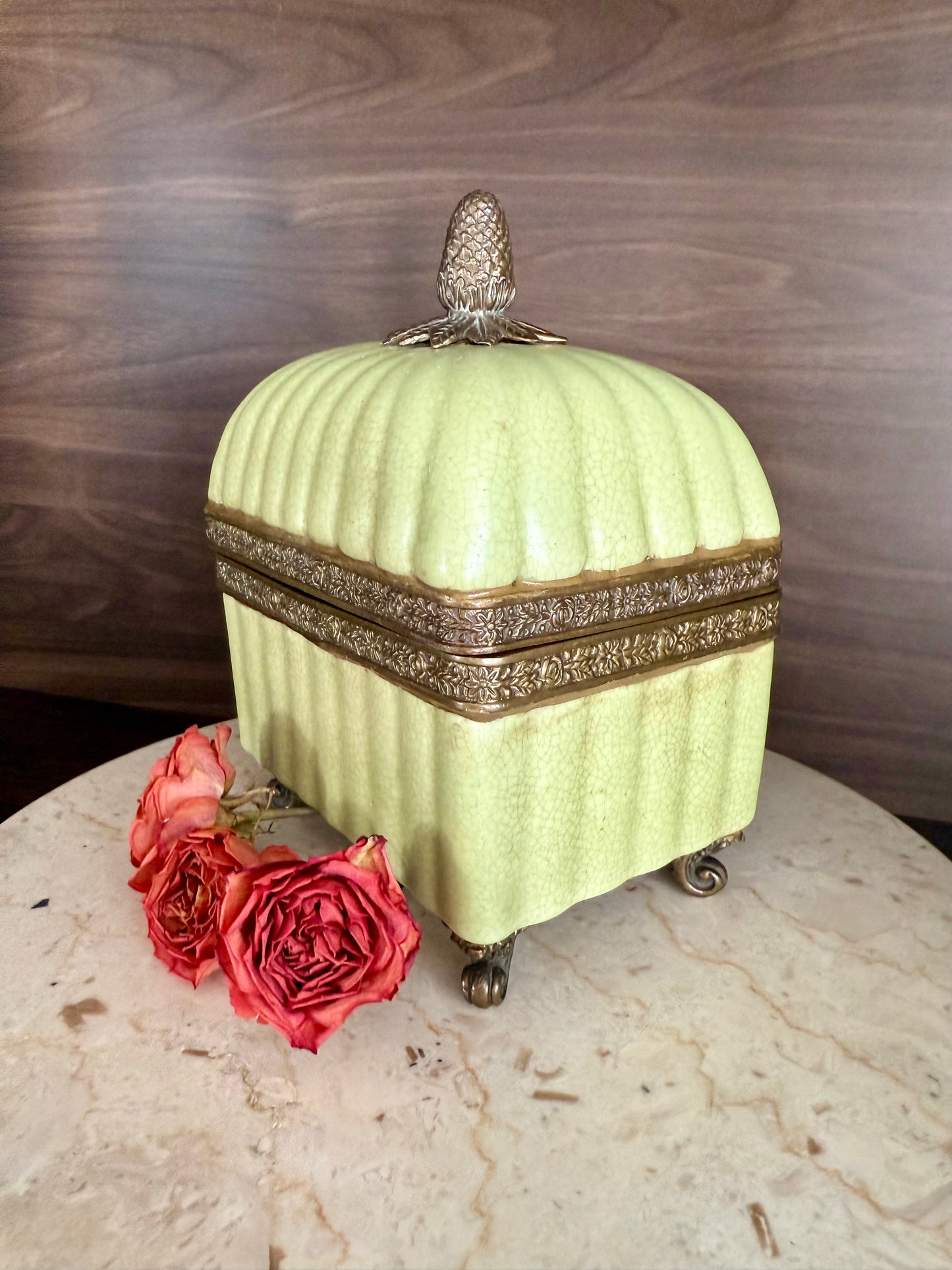 Vintage Porcelain Trinket Dish or Jewelry Box in a Glossy Crackle finish & Bronze Trims on four Legs