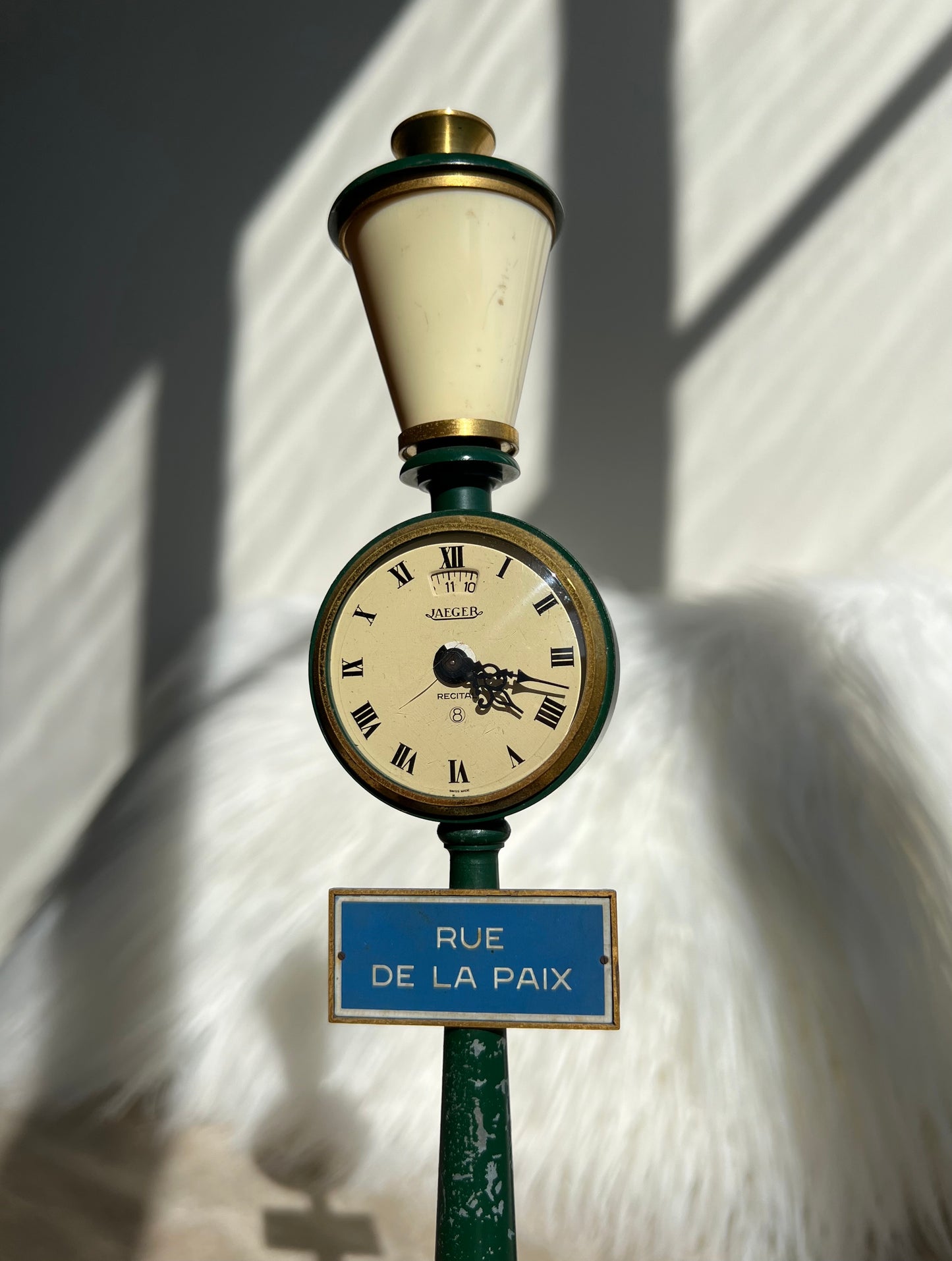 Jaeger LeCoultre Vintage Table Clock Rue De La Paix Street Green Lamp