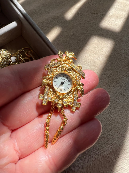 Crystals gold tone cuckoo clock Japan vintage brooch