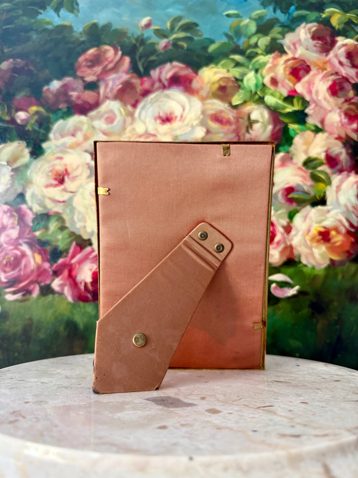 Elegant Gold-tone Classic Leaf and Floral Motif and Pastel Pink Enamel Style Vintage Photo or Picture Frame