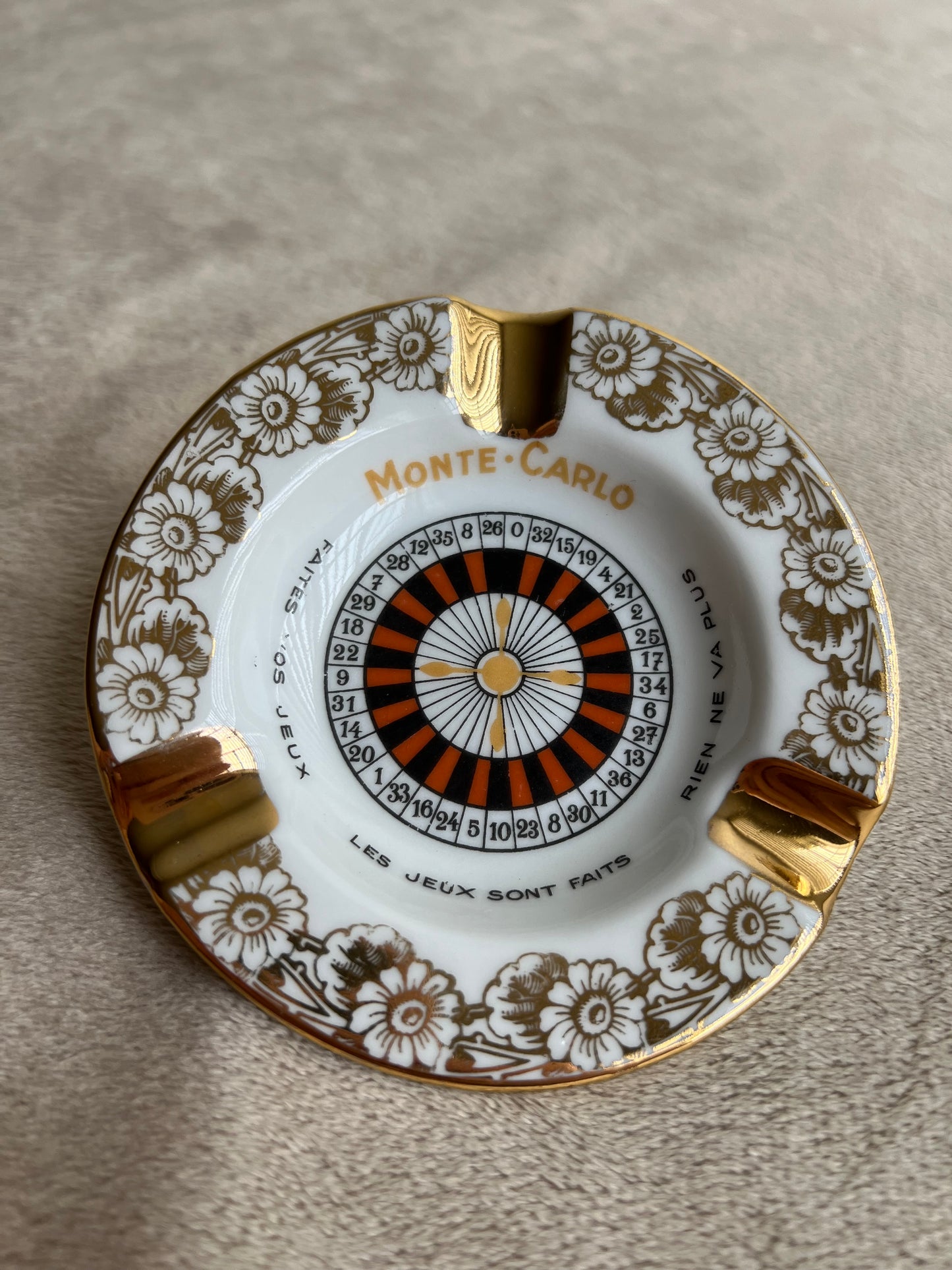 Gold-plated Monte Carlo Roulette Limoges Porcelain Ashtray