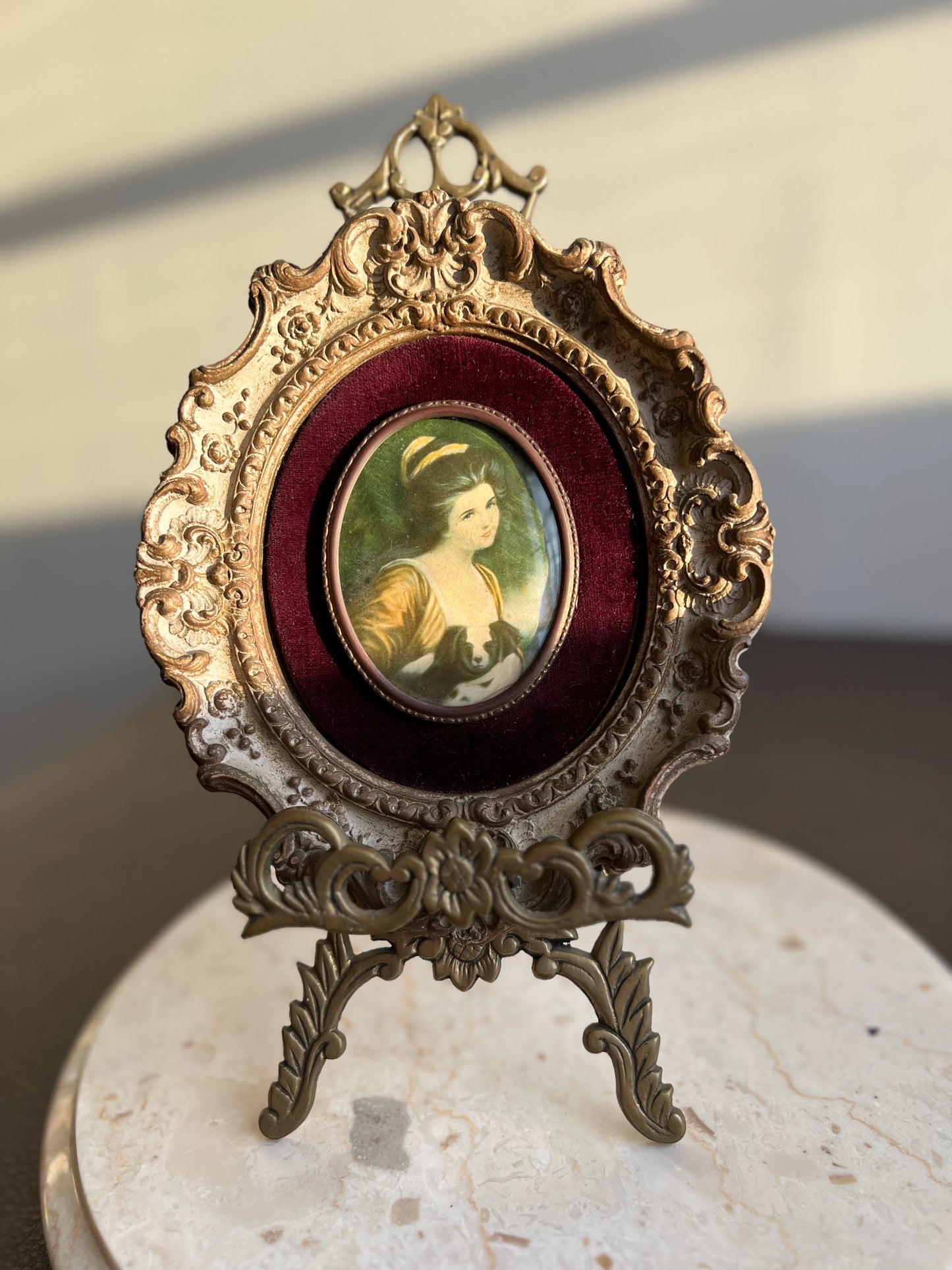 Cameo Creation Lady Vintage Ornate Framed Print Picture Oval Wall Decoration