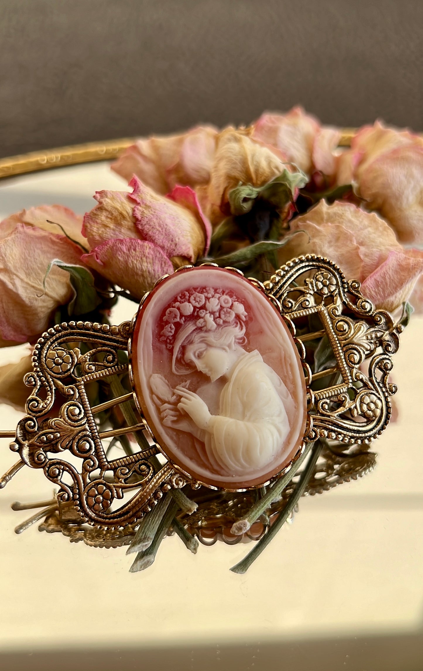 Cameo Pink and White Victorian Style Vintage Lady Hair Clip