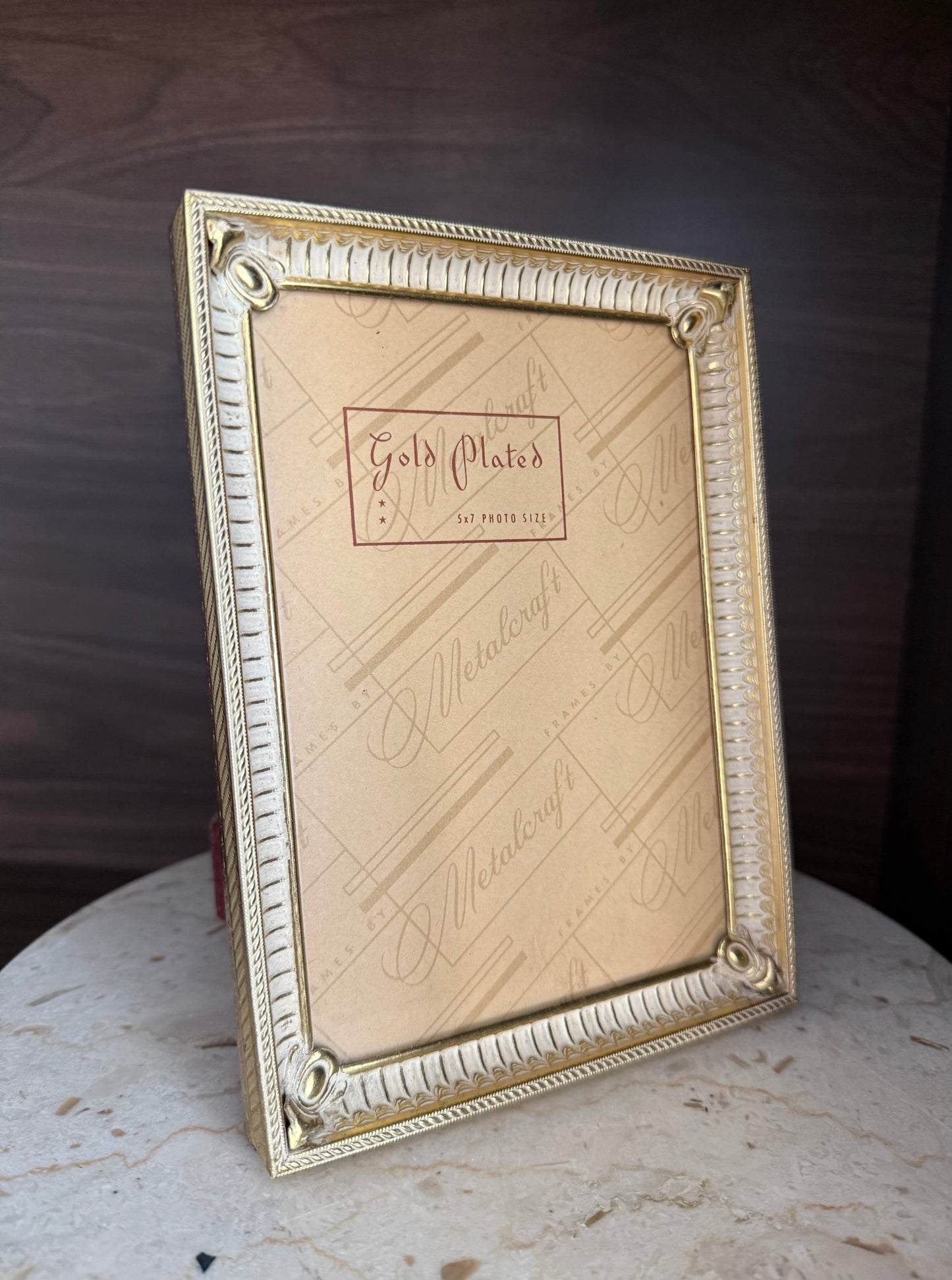 A Pair of Metalcraft Ornate Beautiful Gold-plated Picture/ Photo Frames (2 pcs)