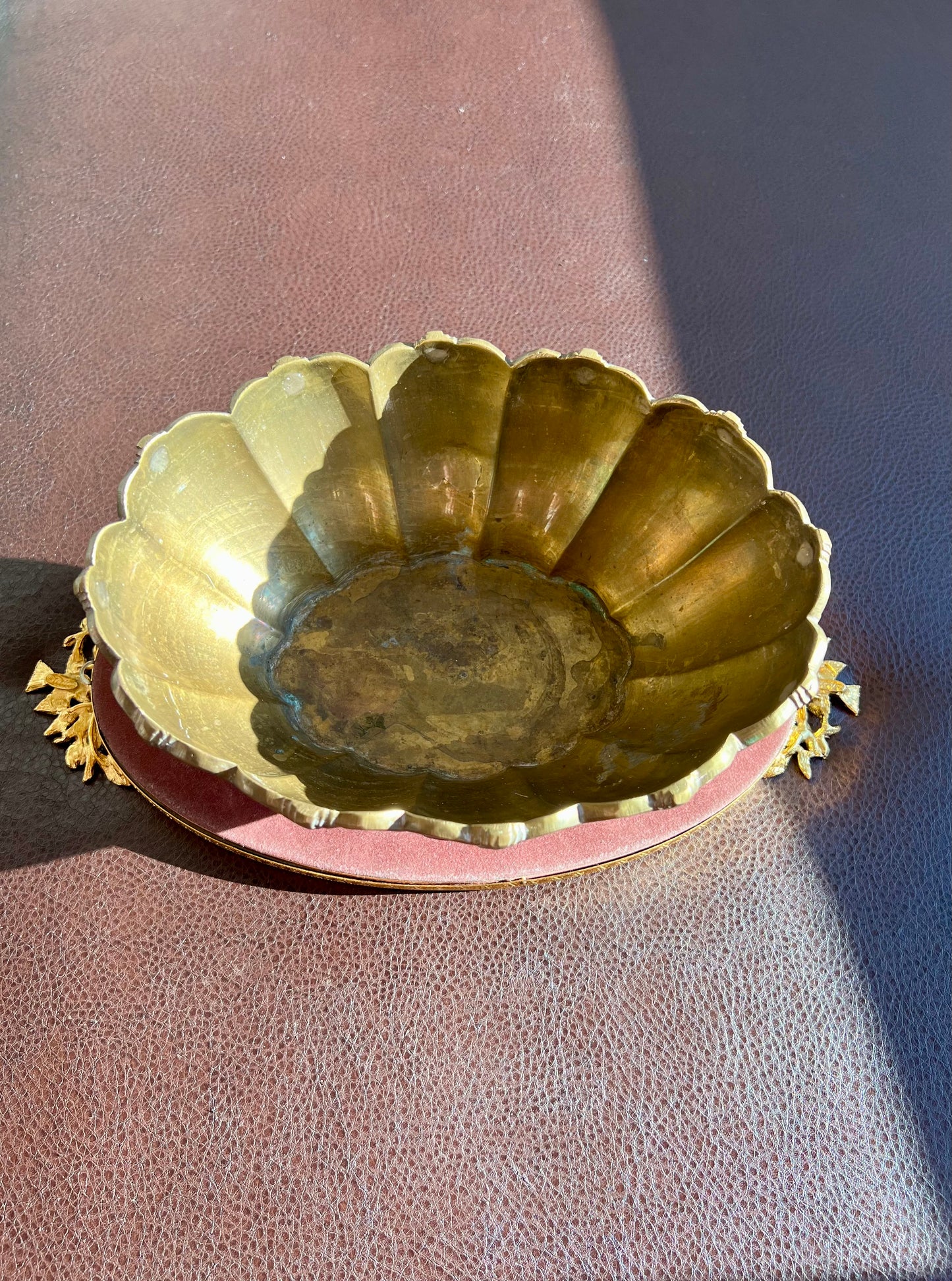 Art Deco Style Vintage Oval Heavy Footed Ornate Brass Scalloped Shaped Medium Size Fruit Bowl