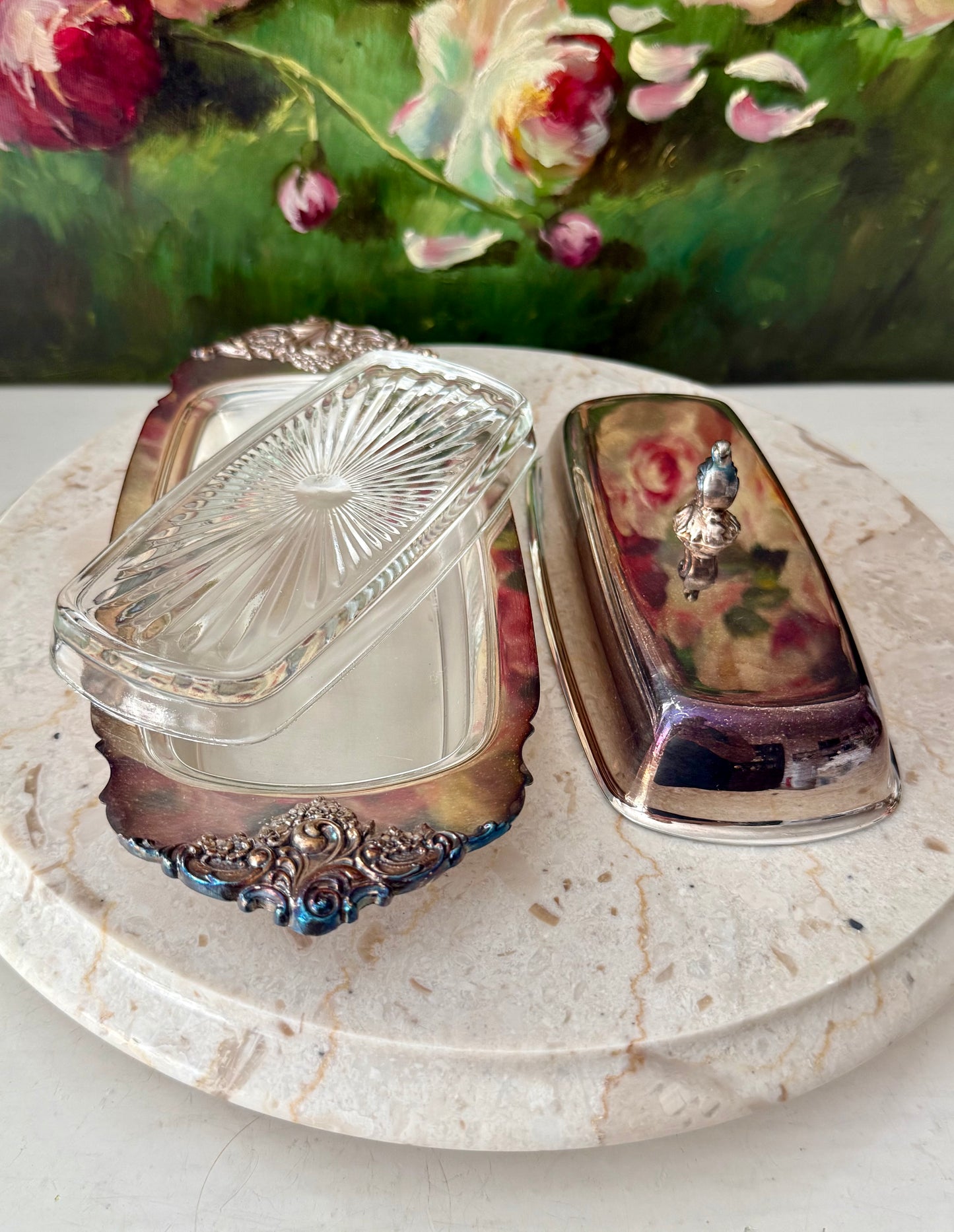 Wallace "Baroque" Silverplated Covered Vintage Butter Dish (Model #206)