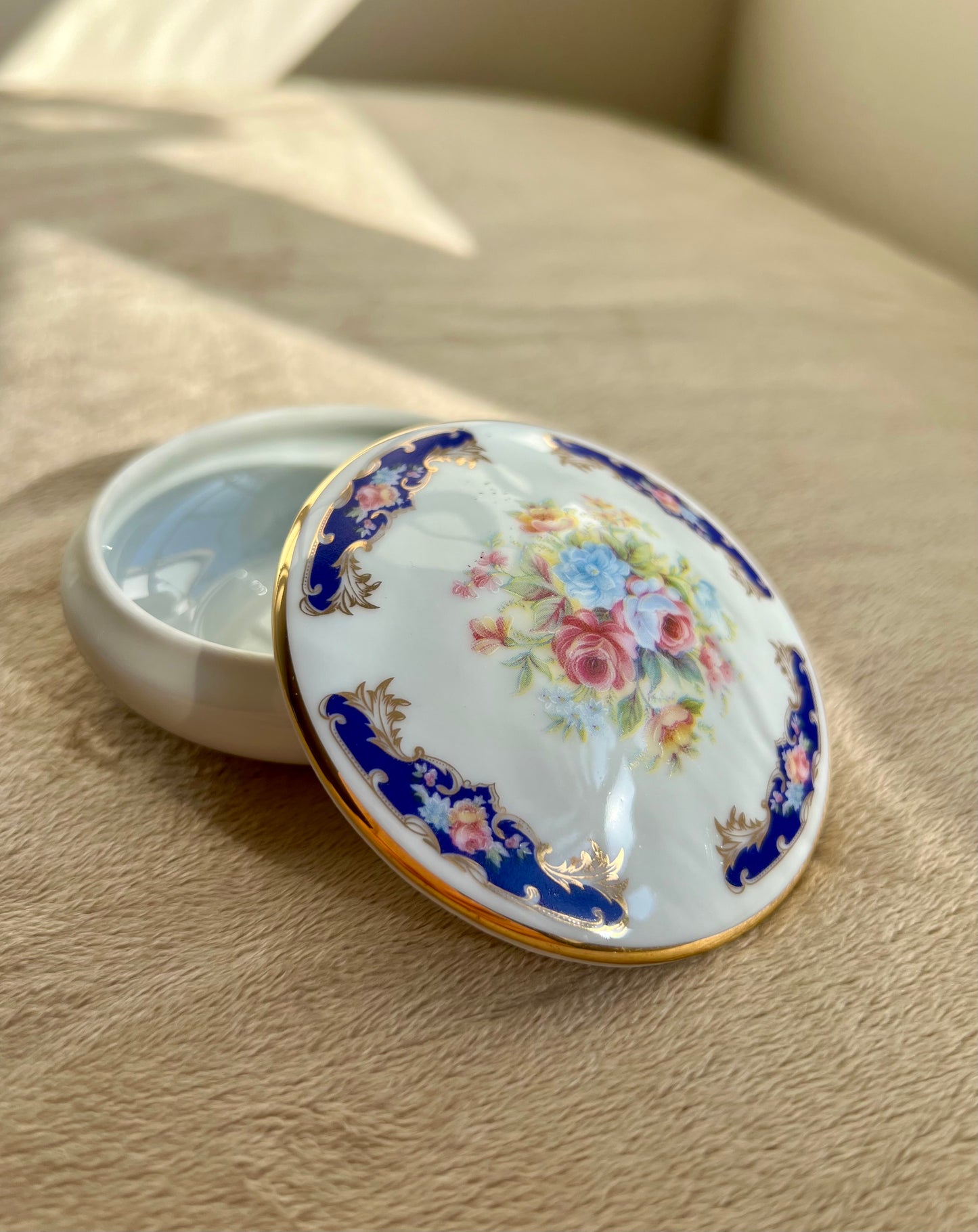 Limoges Jewelry, Vintage Trinket Box Gold, Blue, Floral Porcelain