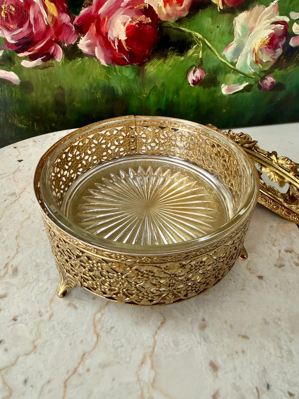 1960s Hollywood Regency Vintage 24K Gold-plated Ormolu Filigree with Mirrored Glass and Rose Motifs Trinket Box or Powder Jar