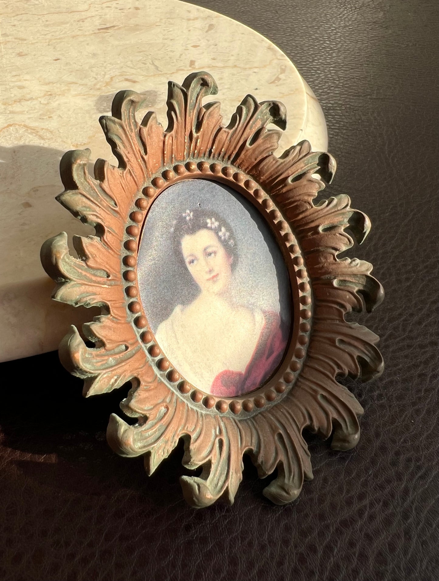 Cameo Creation Vintage Miniature Oval Print Portrait Picture
