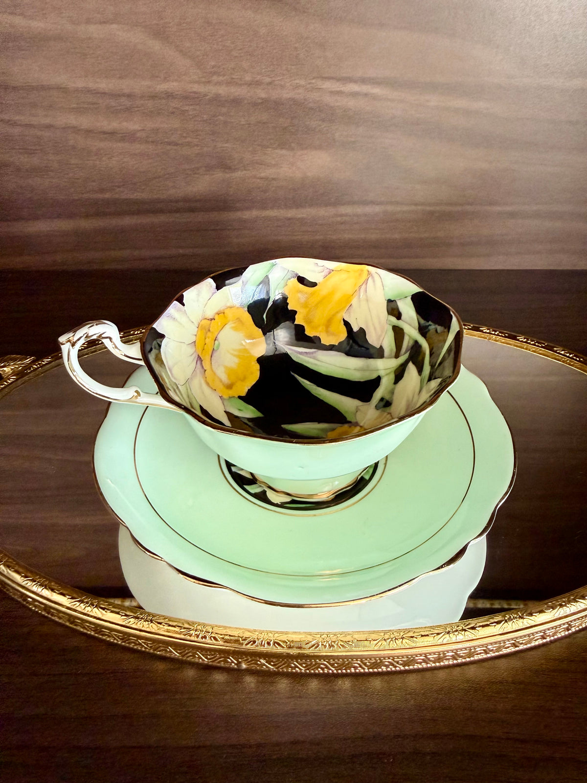 Antique 1940s Paragon Daffodil (Narcissus) Hand-Painted Porcelain Teacup and Saucer - Made in England
