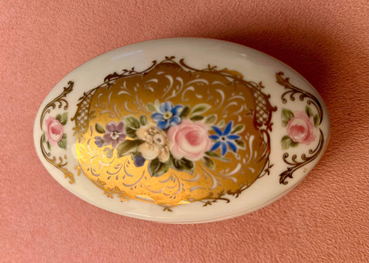 Limoges porcelain trinket box