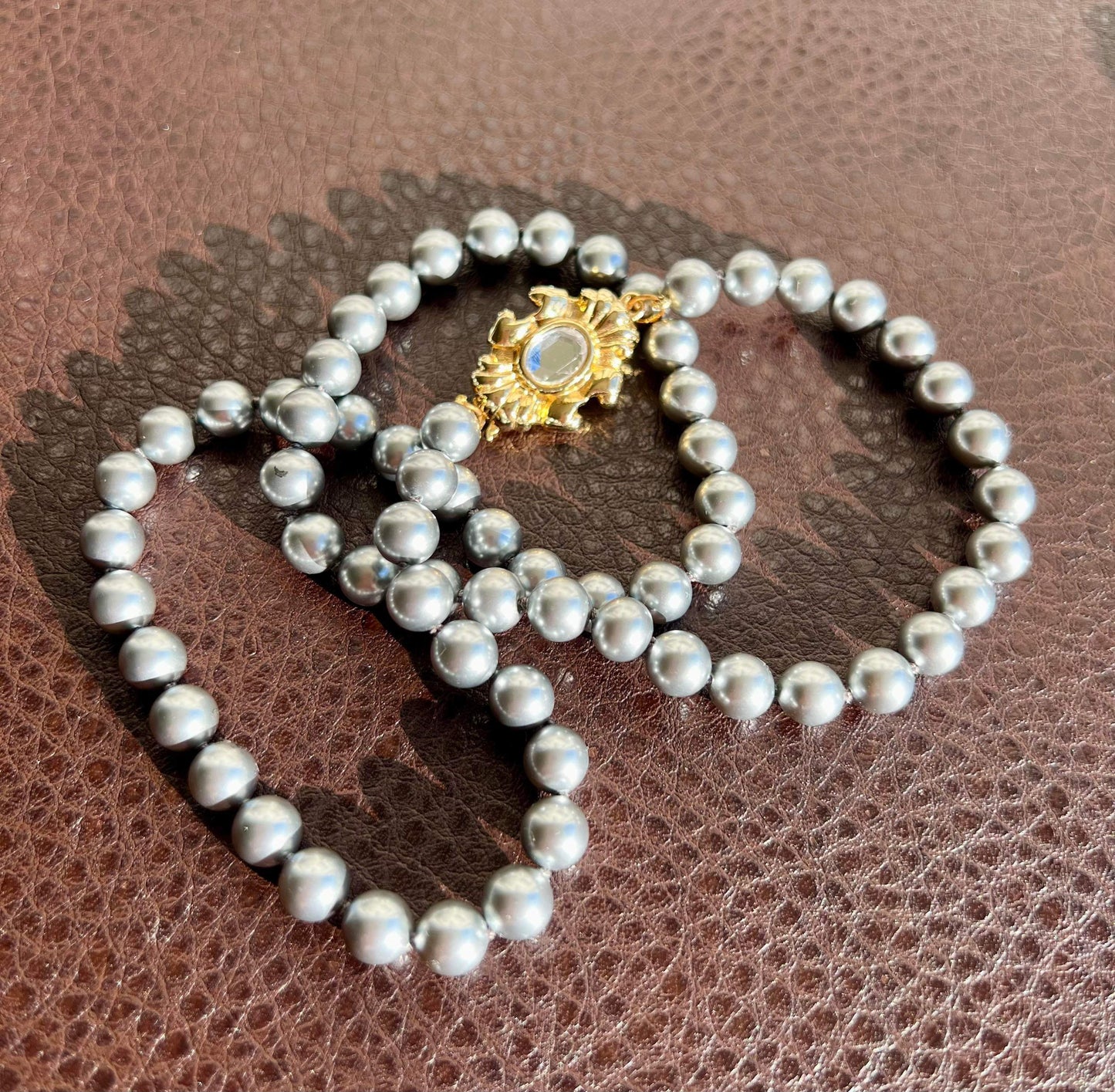 Giovanni Torlonia Gray Faux Pearl Necklace with Golden Clasp